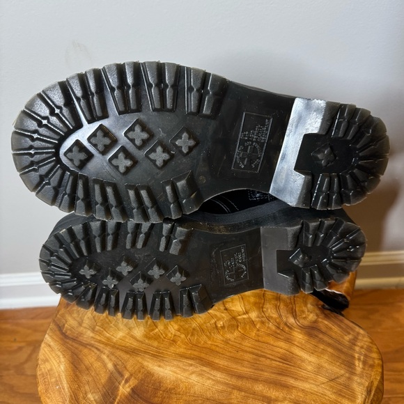 Dr. Martens Jadon Blk Leather Platform Lace-Up Boots with Yellow Stitching Sz. 7 - Picture 12 of 15